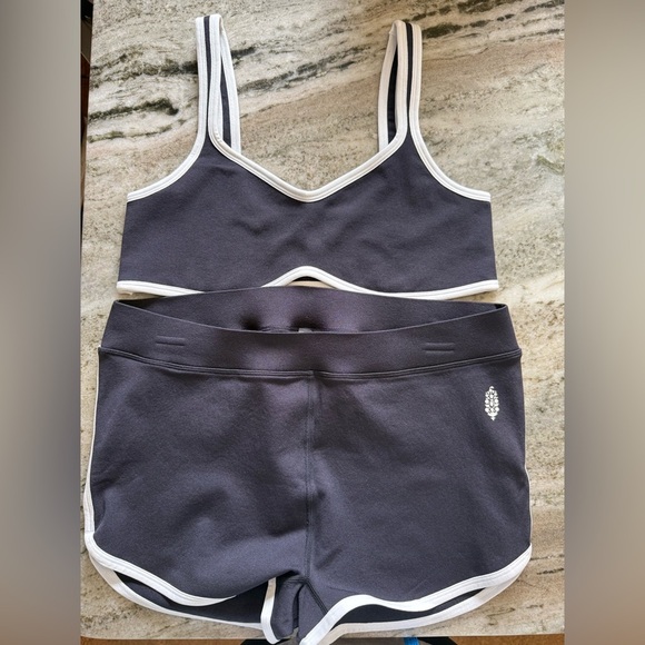 NWOT Free People Movement Women’s Black Duet Mini Bra & Shorts Set - Size XL - Picture 1 of 10